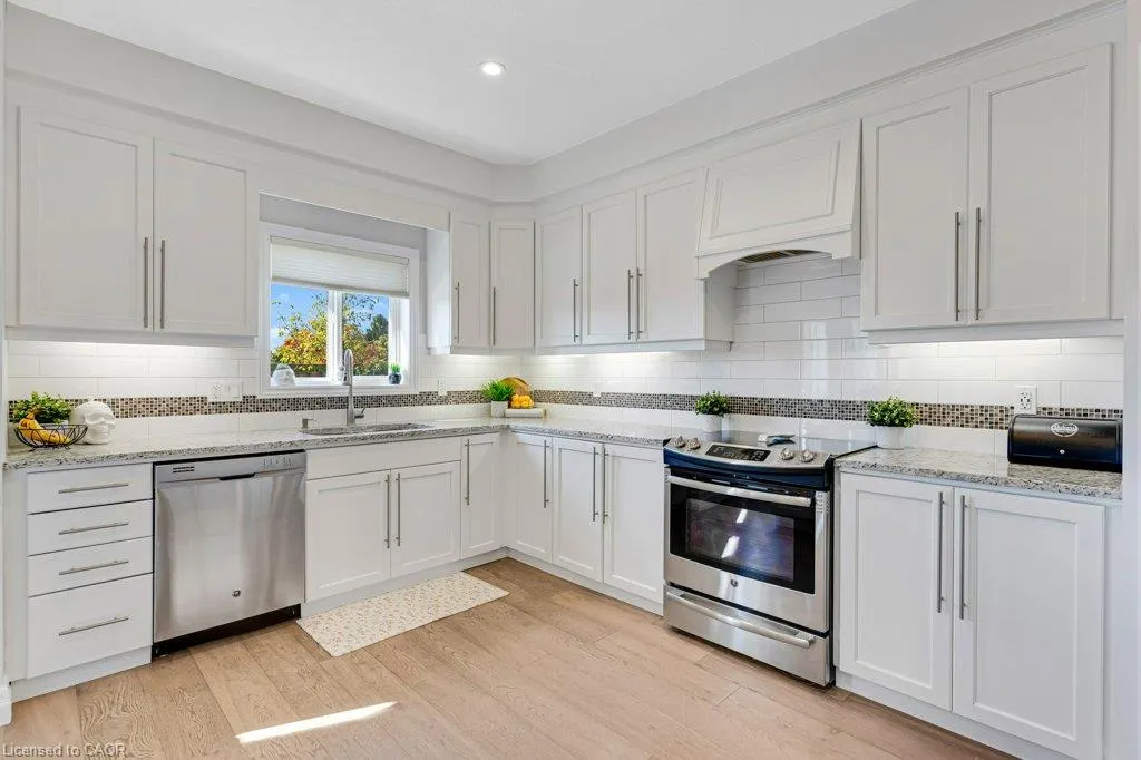 27 Irongate Drive