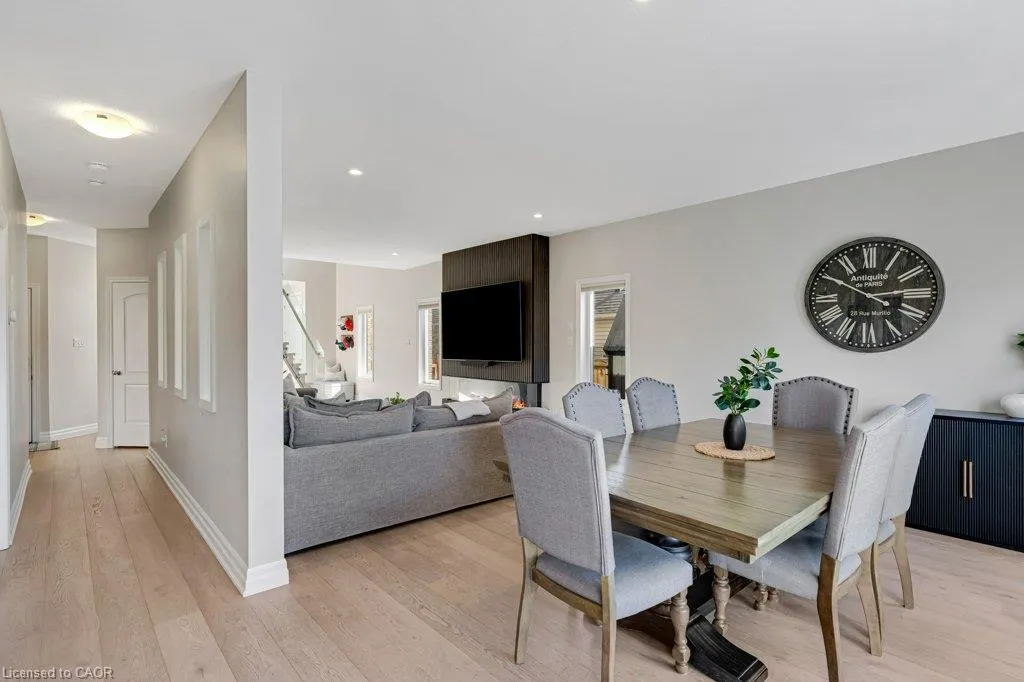 27 Irongate Drive