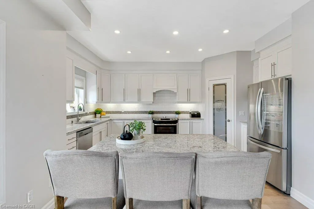 27 Irongate Drive
