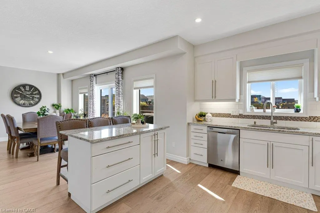 27 Irongate Drive