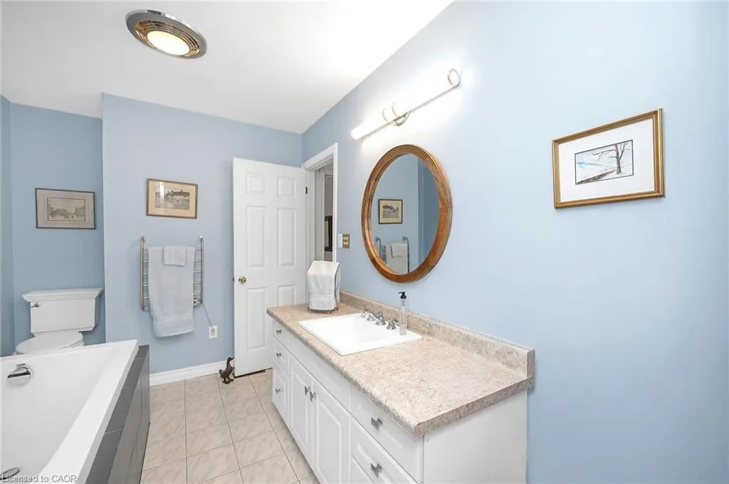 849 Caistorville Road W