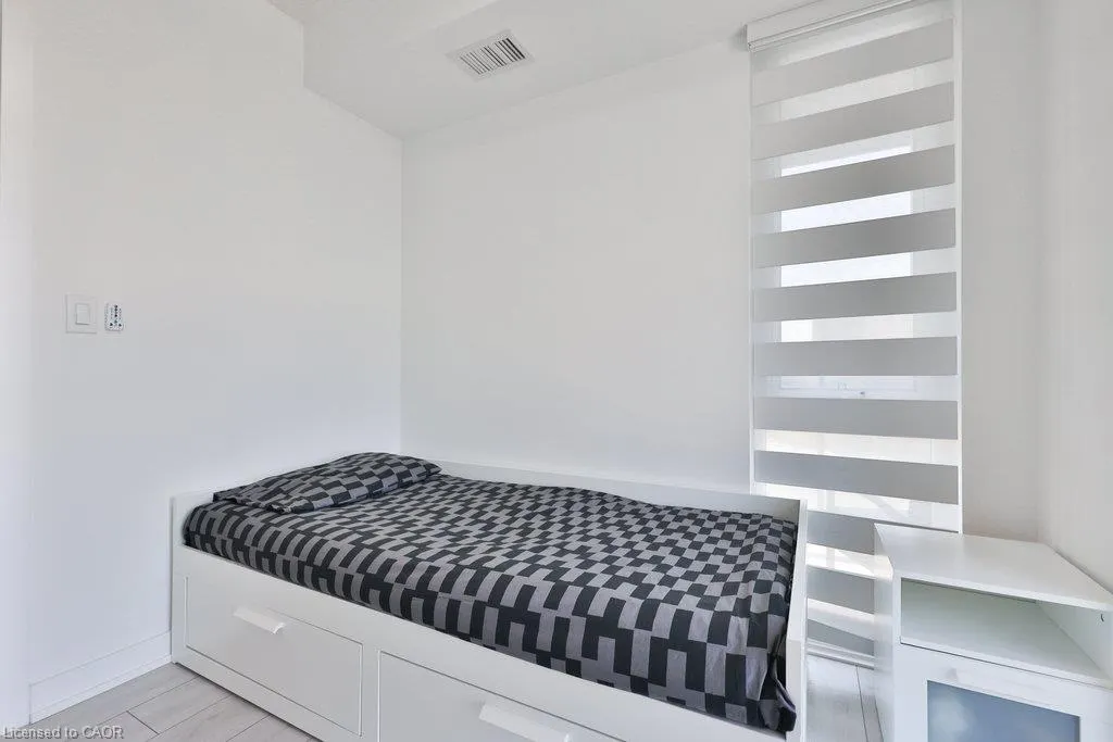 3210 Dakota Common #A208