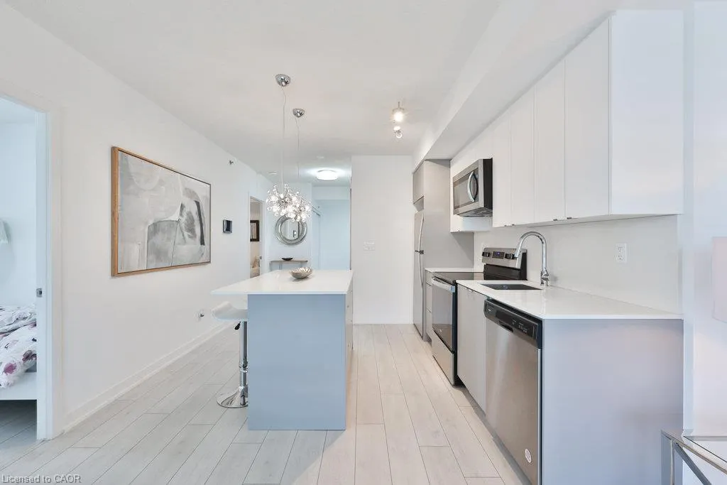 3210 Dakota Common #A208