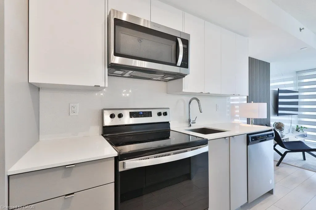 3210 Dakota Common #A208