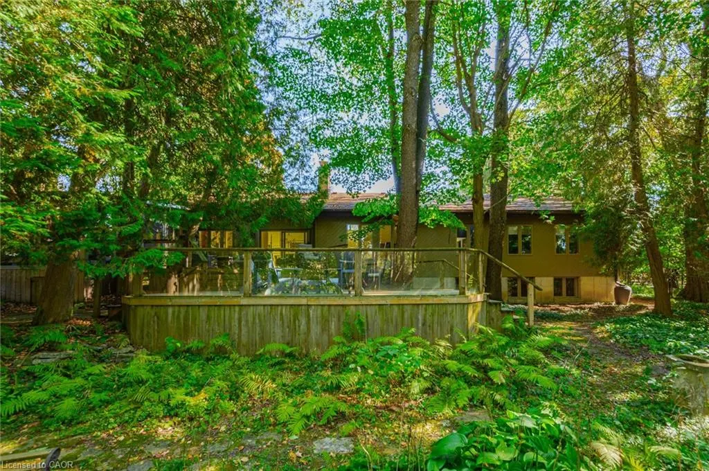 168 South River Road