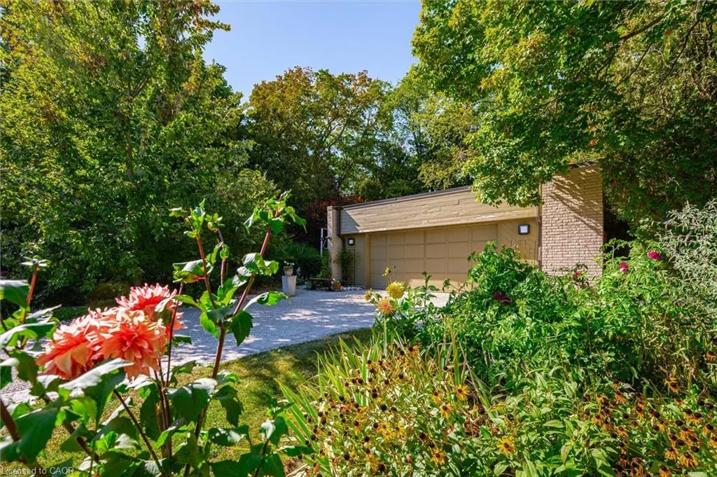 168 South River Road