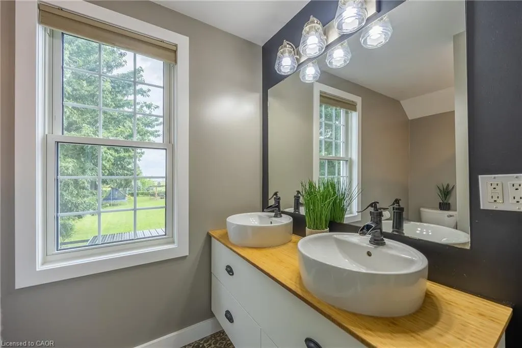 139 La Salette Road