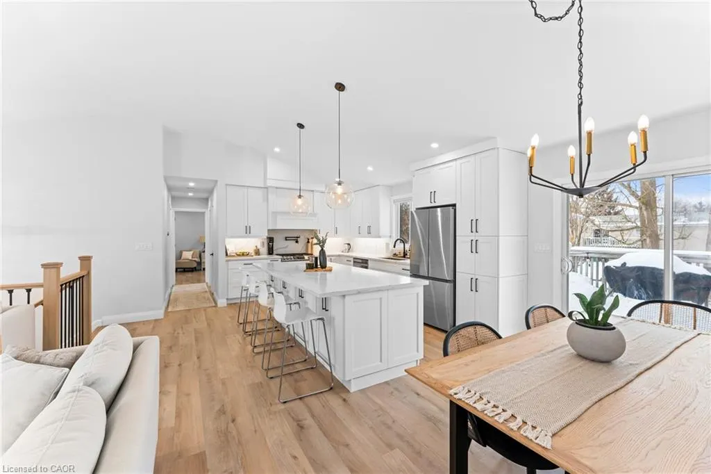 503 Wellington Road 7