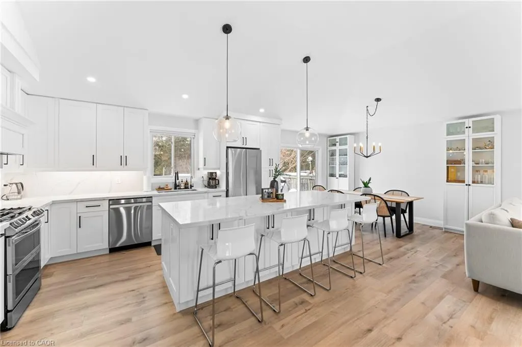 503 Wellington Road 7