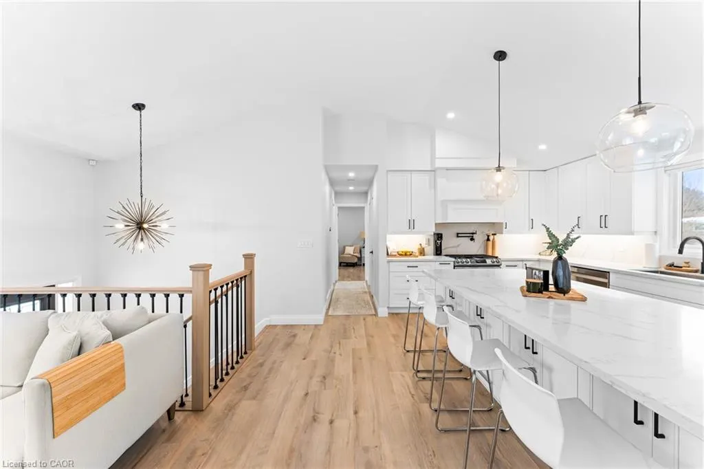503 Wellington Road 7