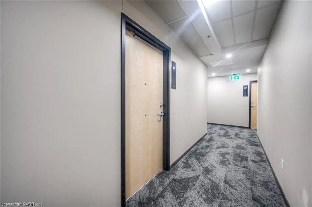 60 Charles Street W #307