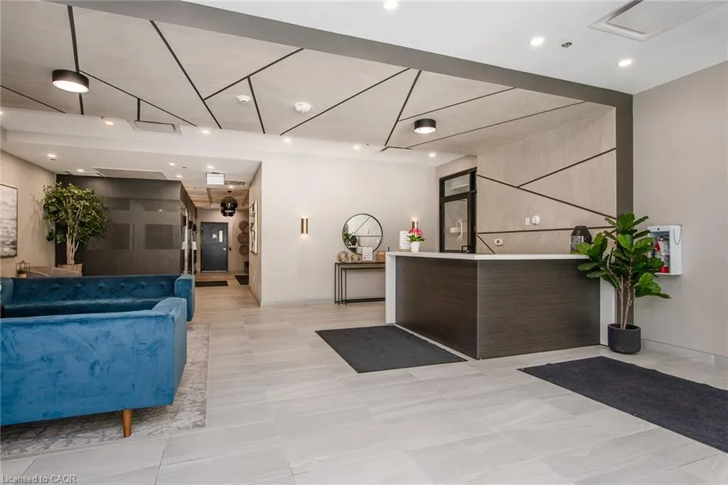 60 Charles Street W #307