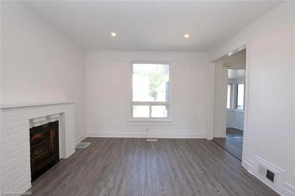 26 Fairview Avenue