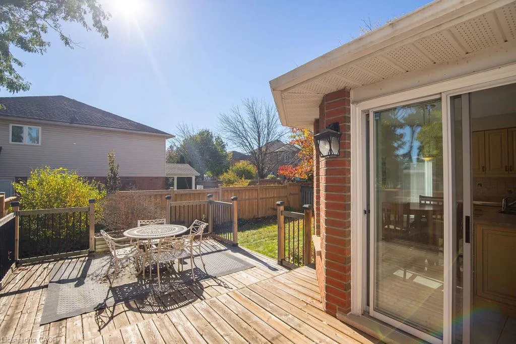 7 Falconridge Drive
