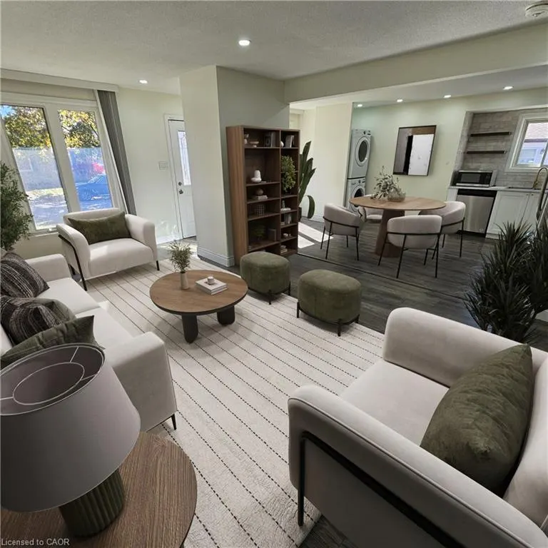 6 Patience Crescent #UPPER