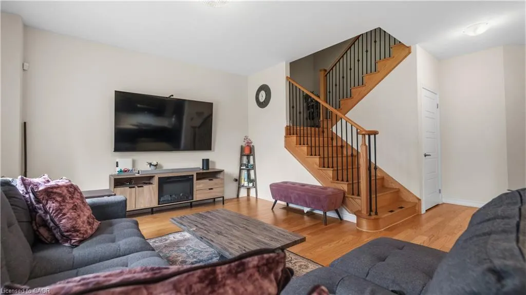 61 Rainbow Drive