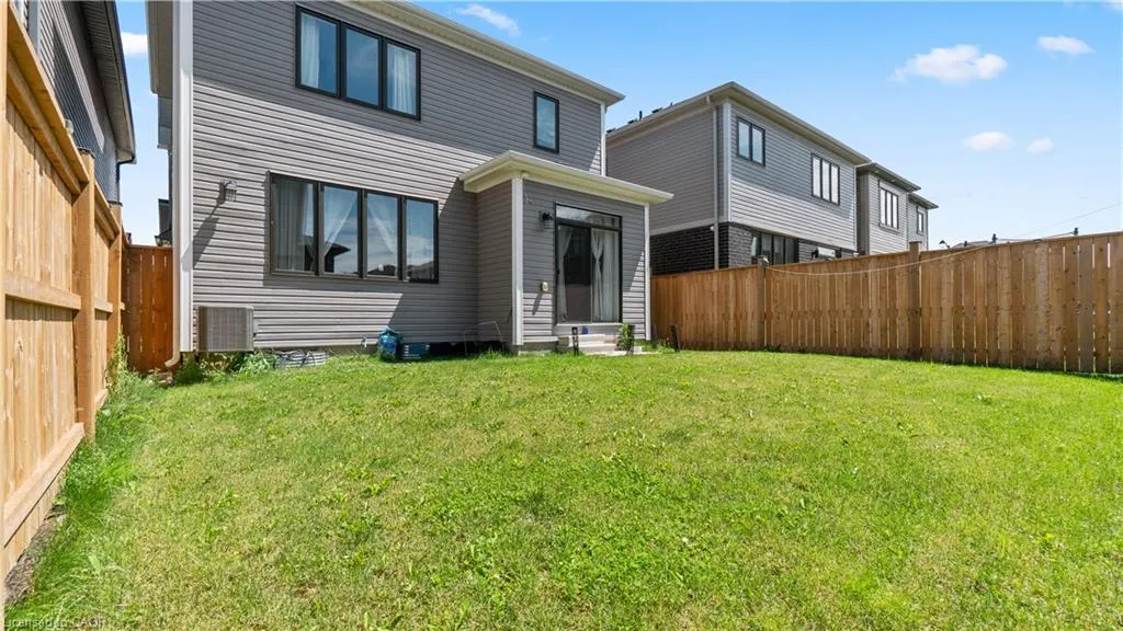 61 Rainbow Drive