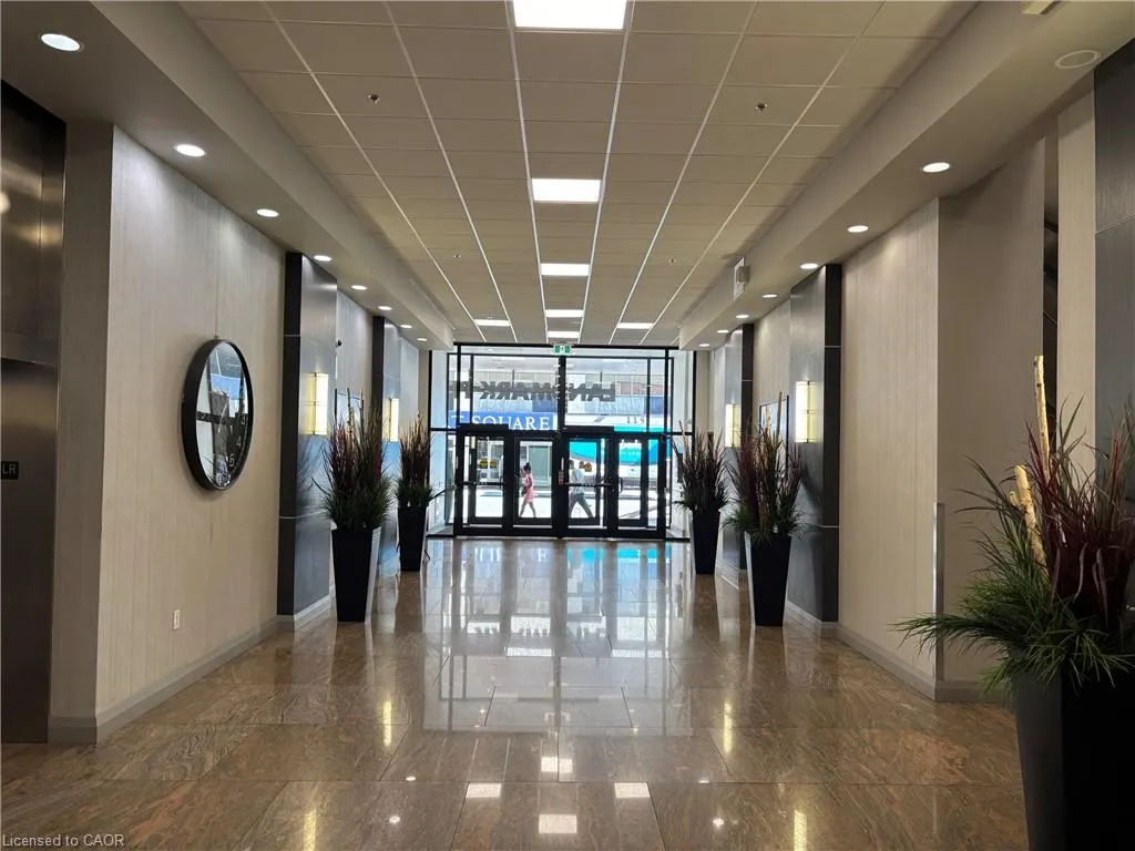 100 Main Street E #105