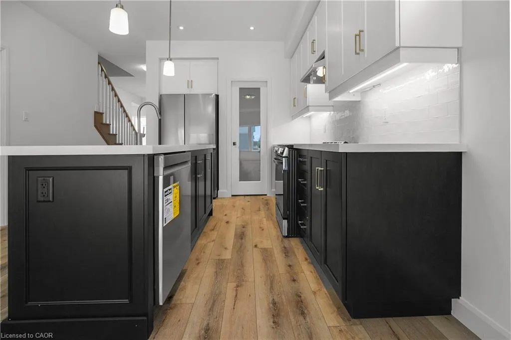 26 Beachwalk Crescent
