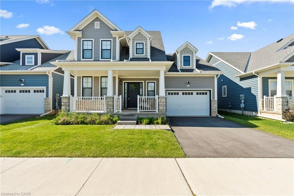 26 Beachwalk Crescent