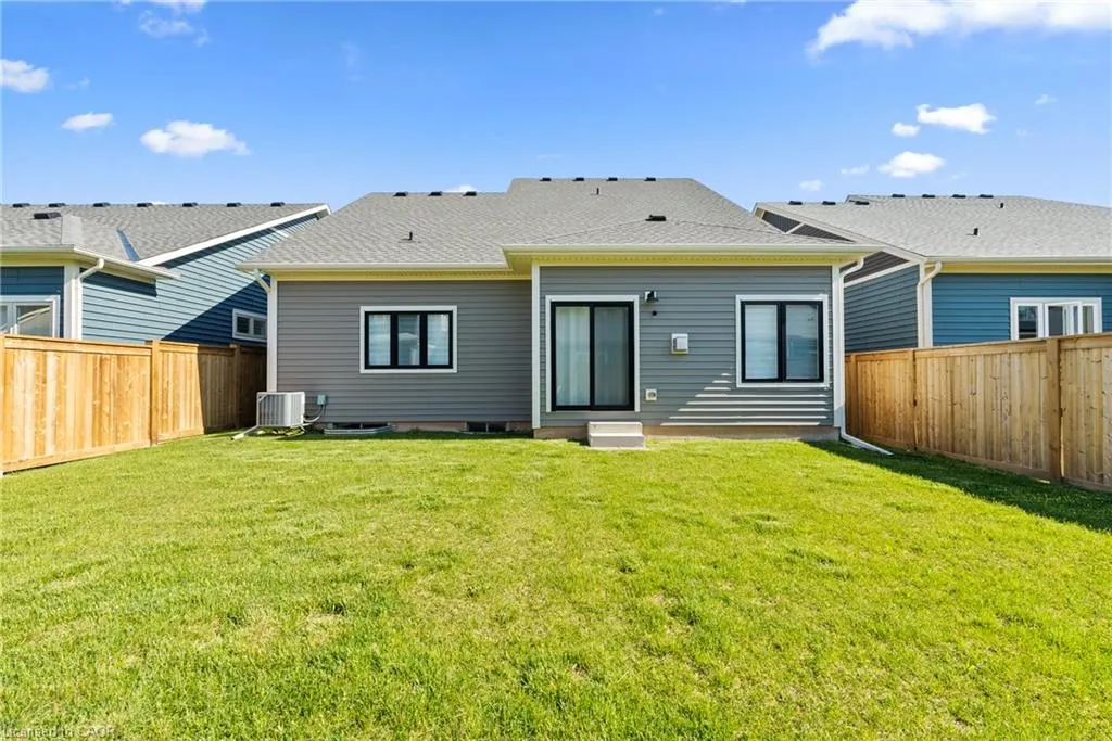 26 Beachwalk Crescent