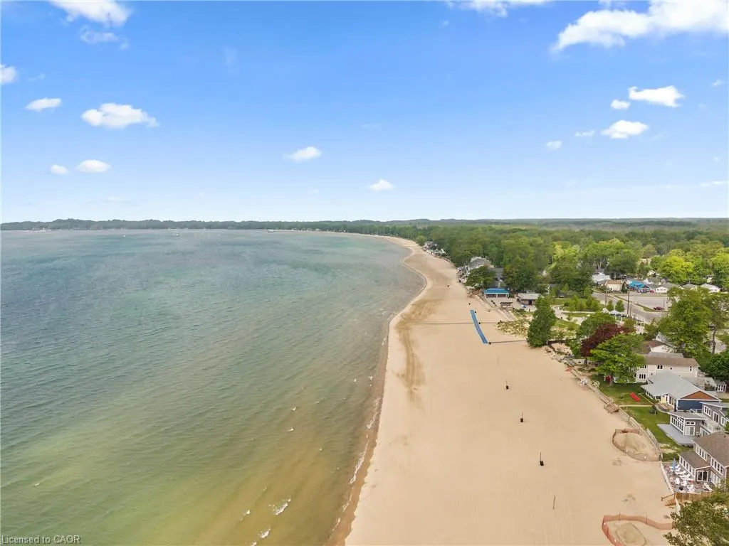 26 Beachwalk Crescent