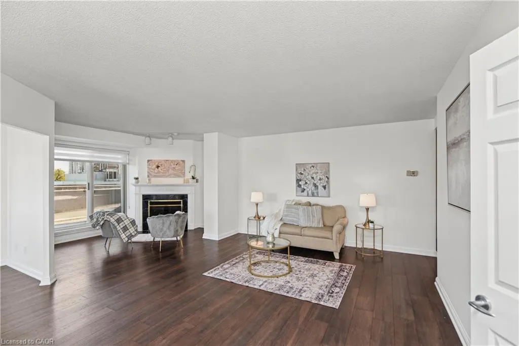 430 Pearl Street #403