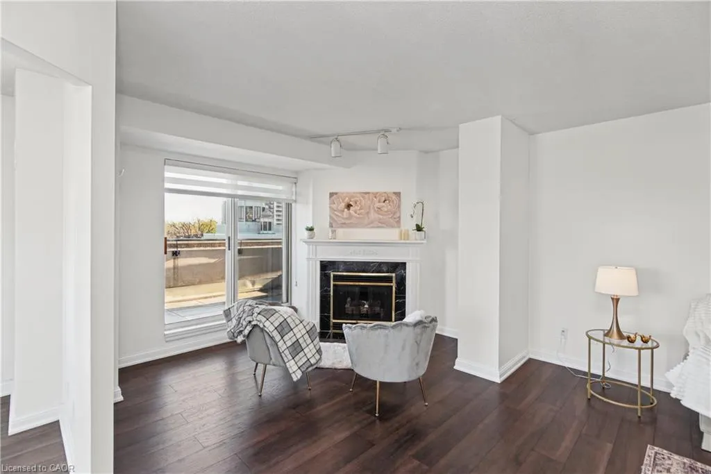 430 Pearl Street #403
