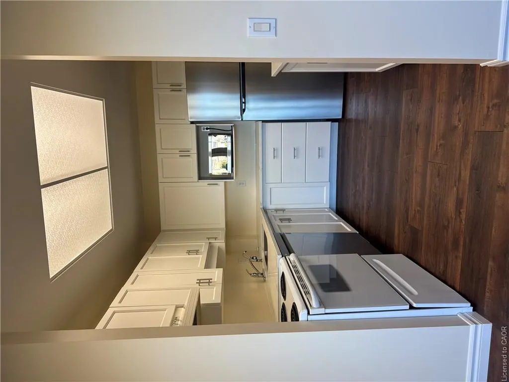 405 Erb Street W #102