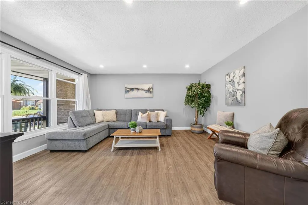225 Maccrae Drive