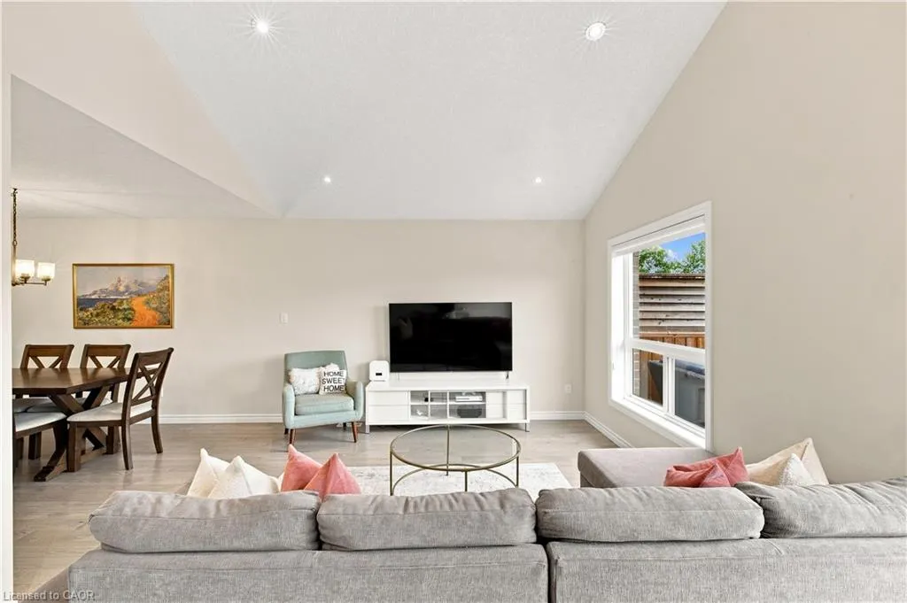 558 Starwood Drive