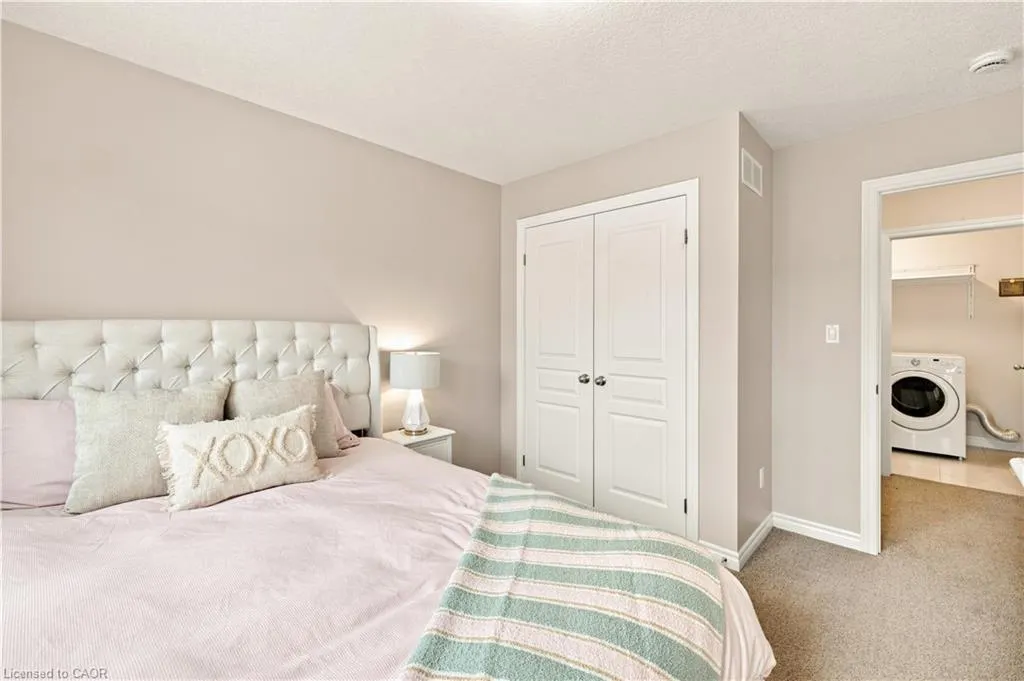 558 Starwood Drive