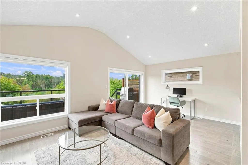558 Starwood Drive