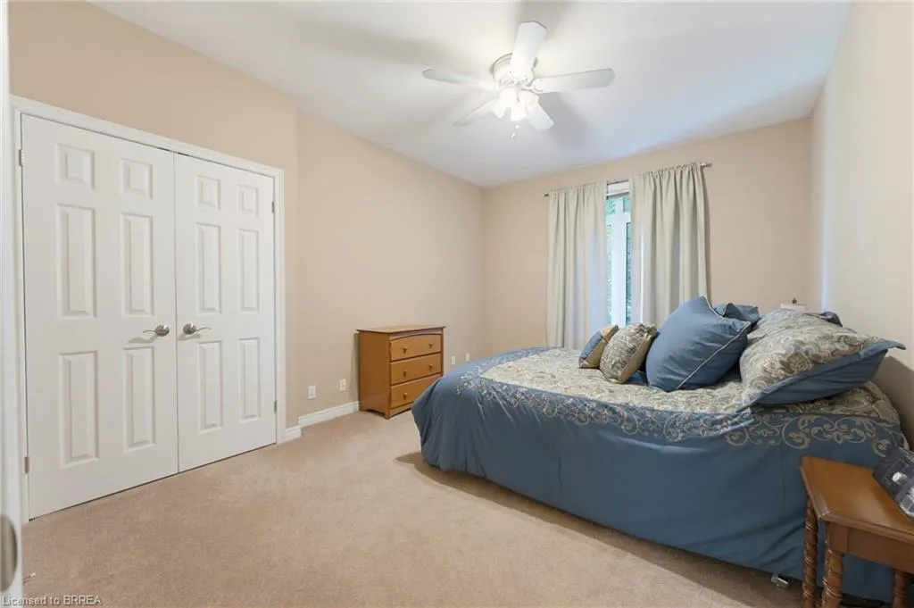 301 Governors Road E