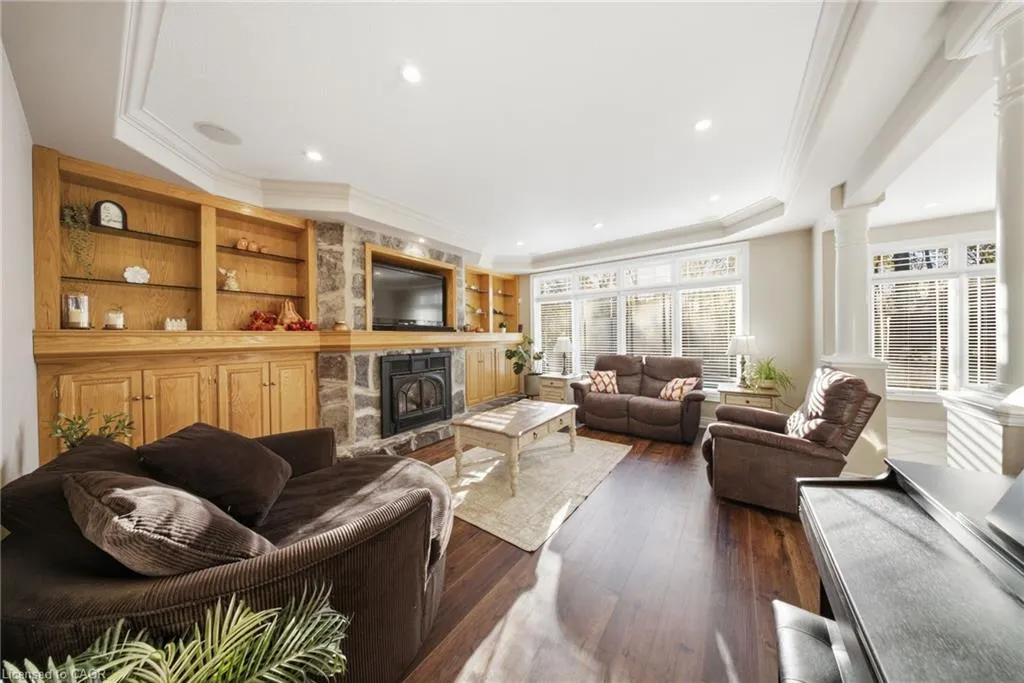 95 Tollgate Drive