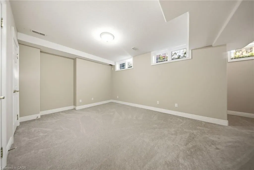 95 Tollgate Drive