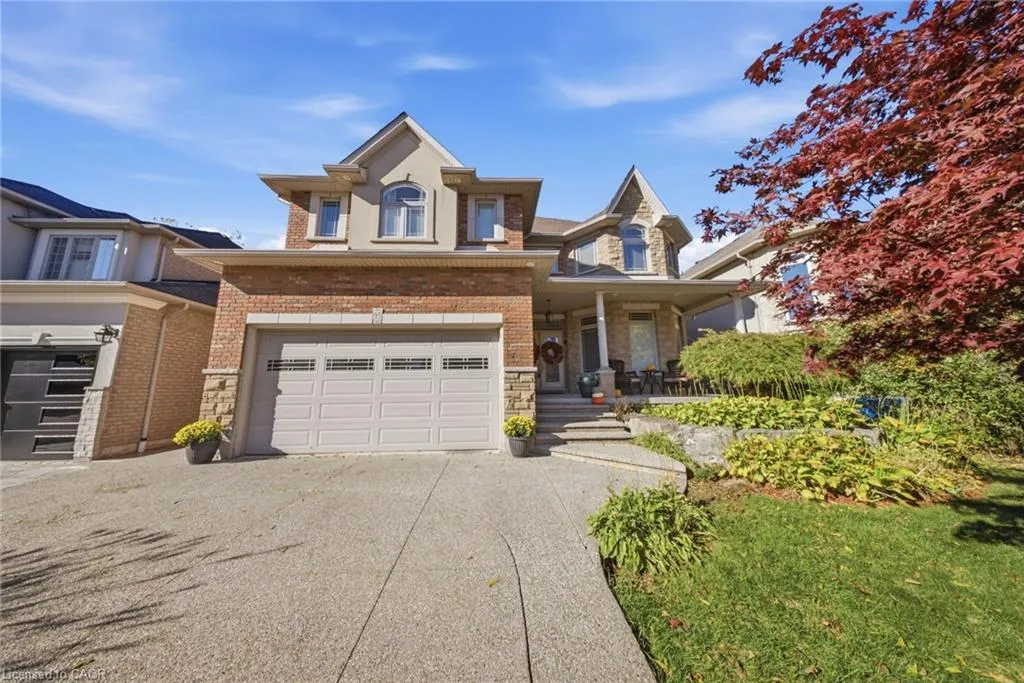 95 Tollgate Drive
