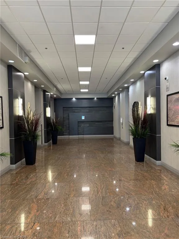 100 Main Street E #106