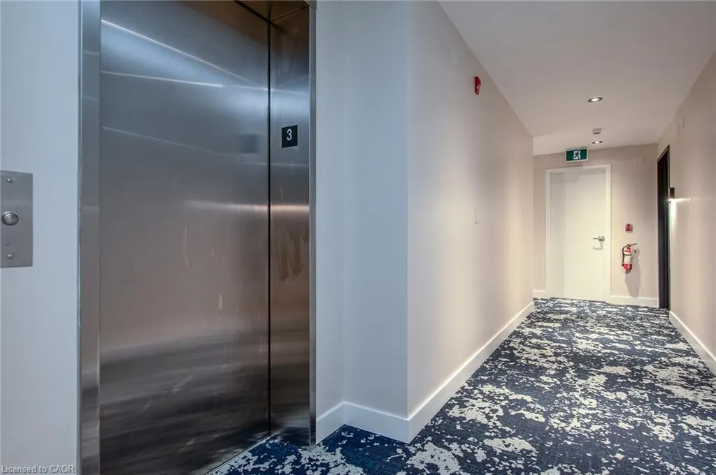 75 Huron Street #205 - STUDIO