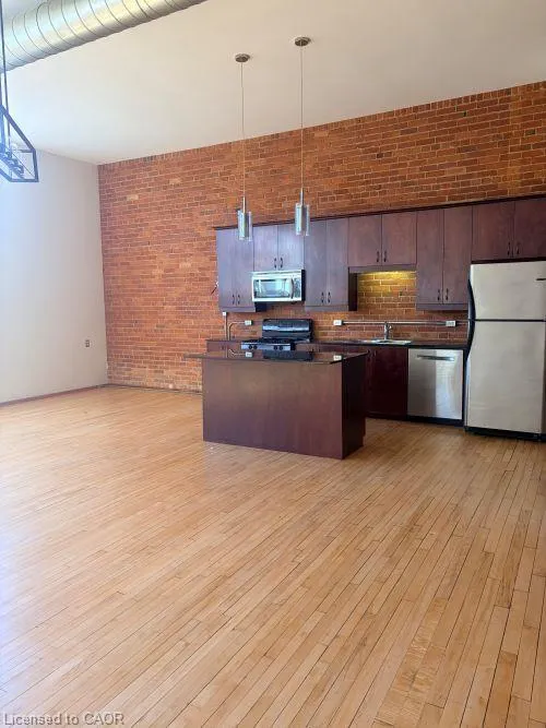 357 Hunter Street W #22