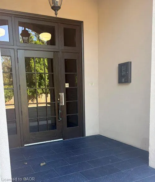 357 Hunter Street W #22