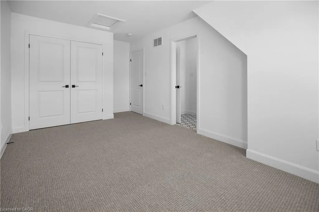 26 Beachwalk Crescent