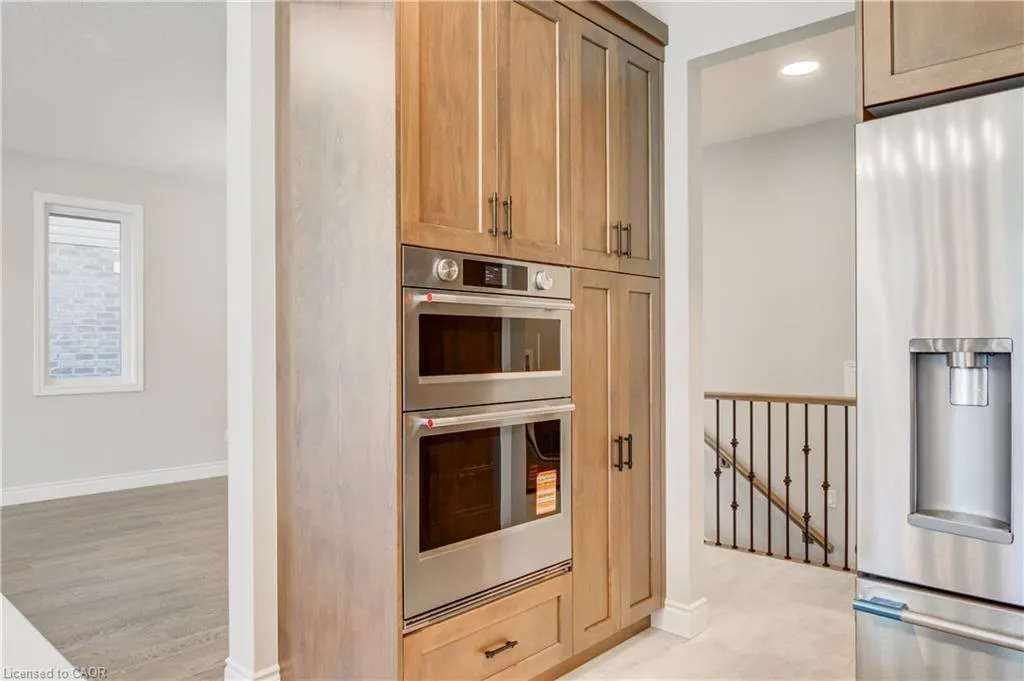1761 Finley Crescent