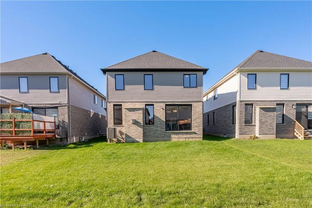 1761 Finley Crescent