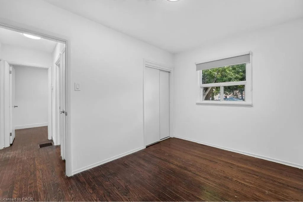 1024 Roosevelt Road