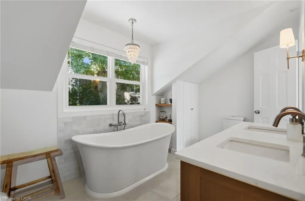 1264 Old #8 Highway