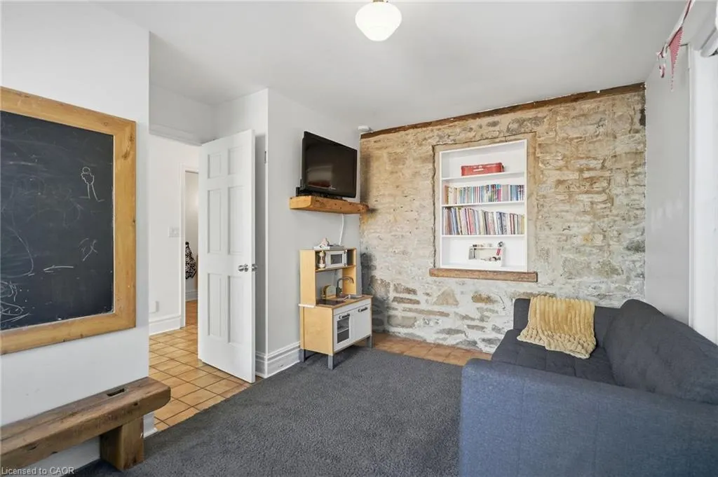 1264 Old #8 Highway