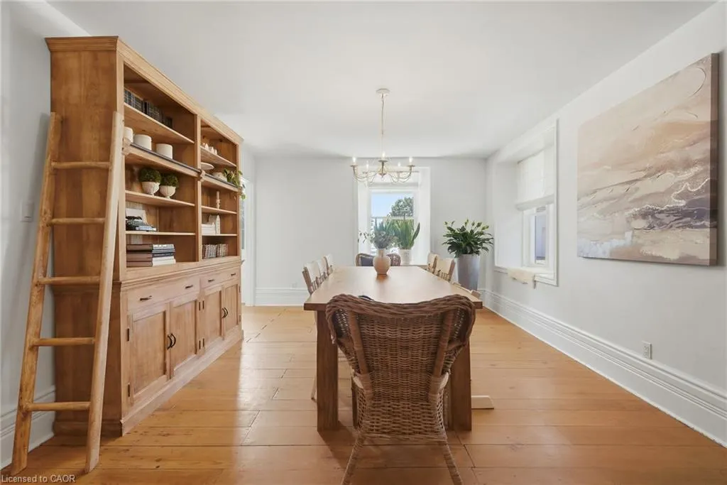 1264 Old #8 Highway