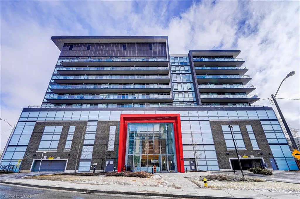15 James Finlay Way #712