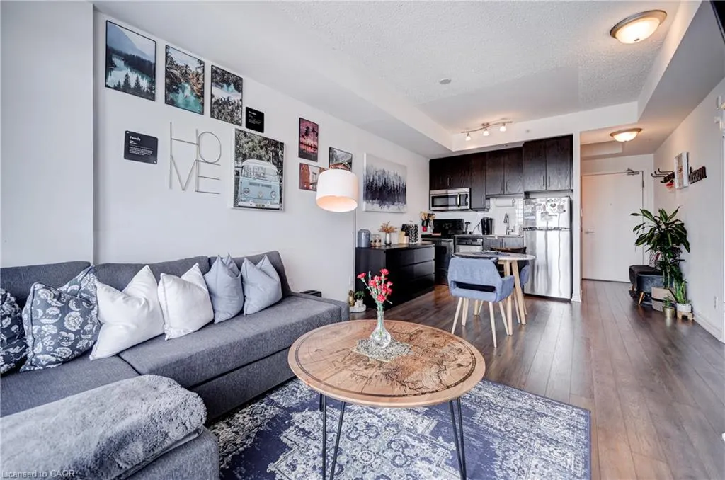 15 James Finlay Way #712
